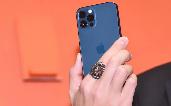 龙胜苹果手机维修分享iPhone12系列重启方法教程 